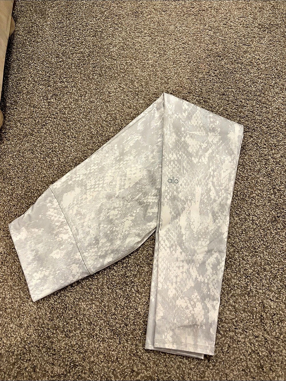 ALO leggings